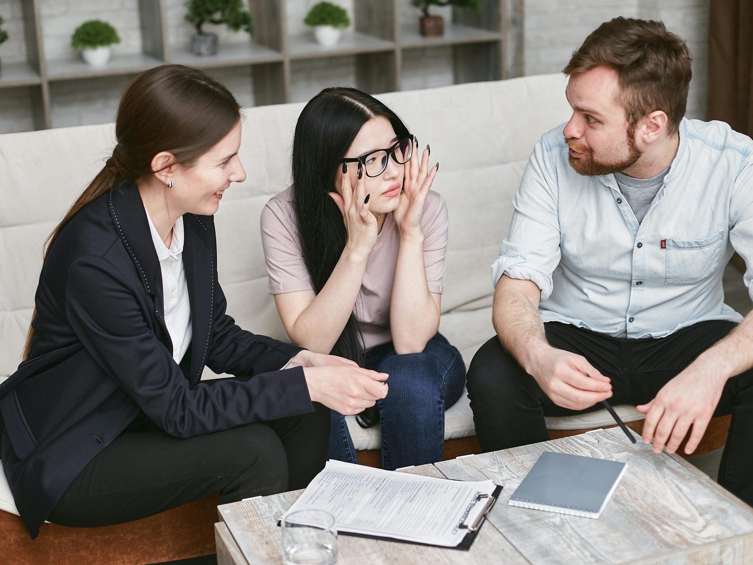 pexels-mikhail-nilov-7735803